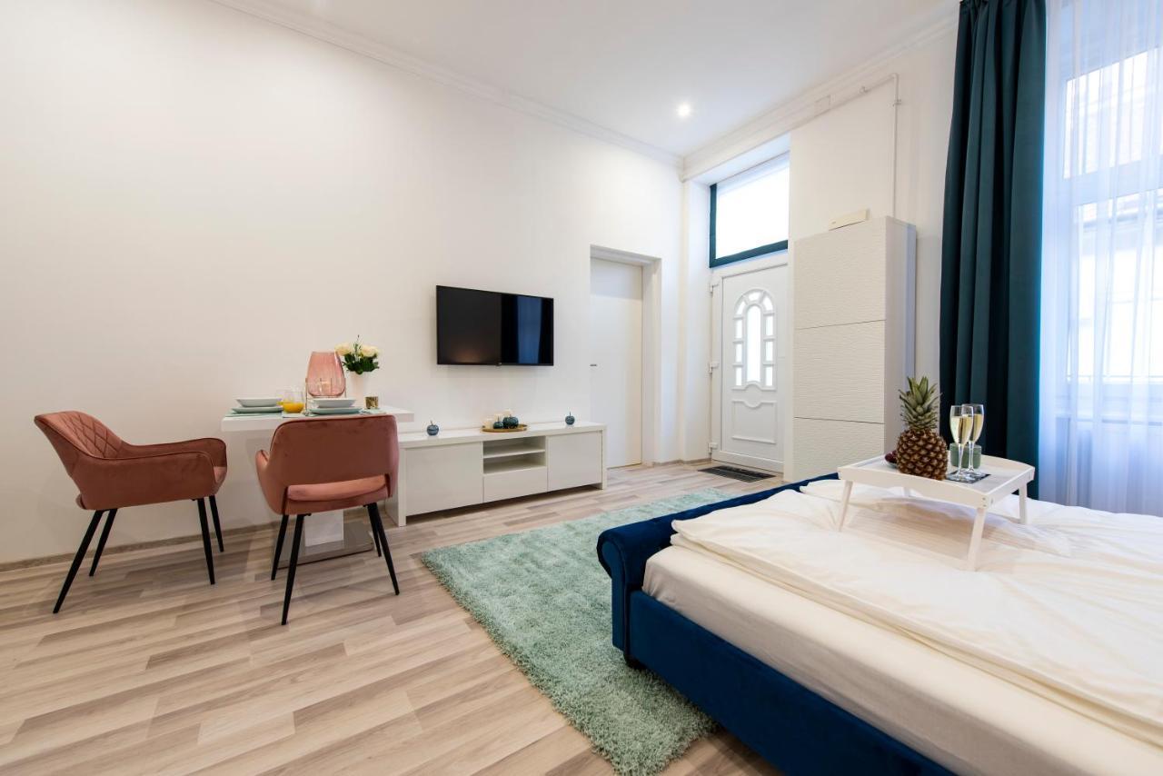 City Centre Deluxe Apartamento